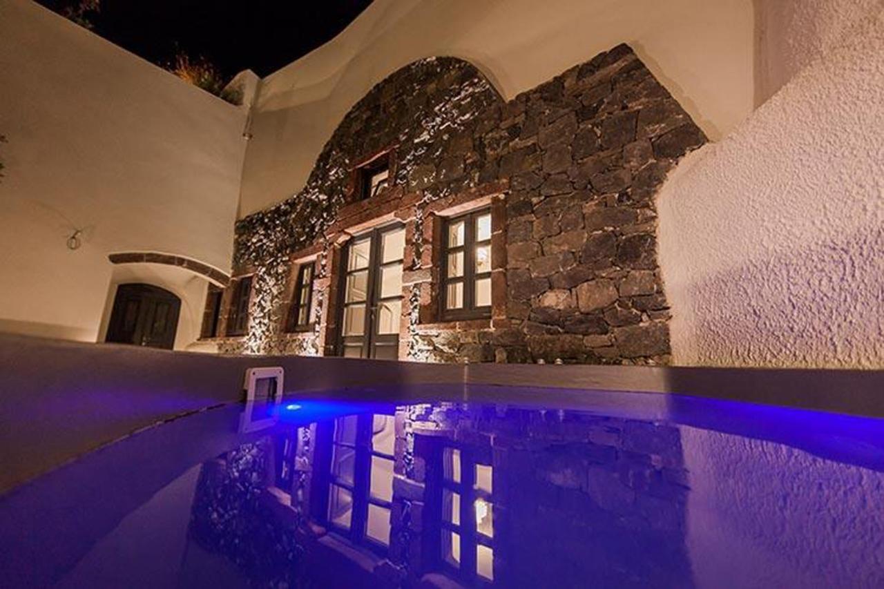 Casasantantonio 18Th Century Luxury Mansion Apartment ฟิรา ภายนอก รูปภาพ